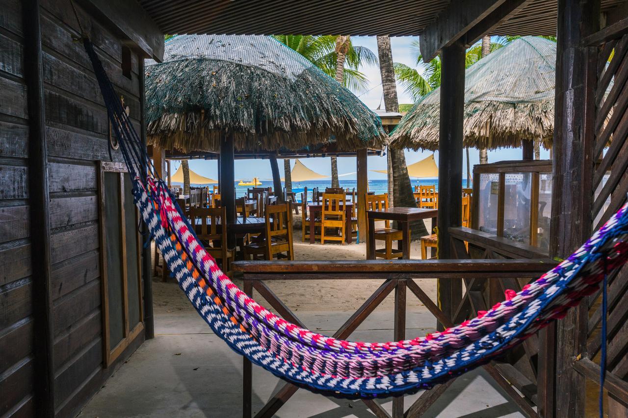 Bananarama Dive & Beach Resort West Bay Exterior foto
